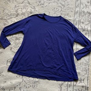 Lululemon long sleeve swing tee size 6